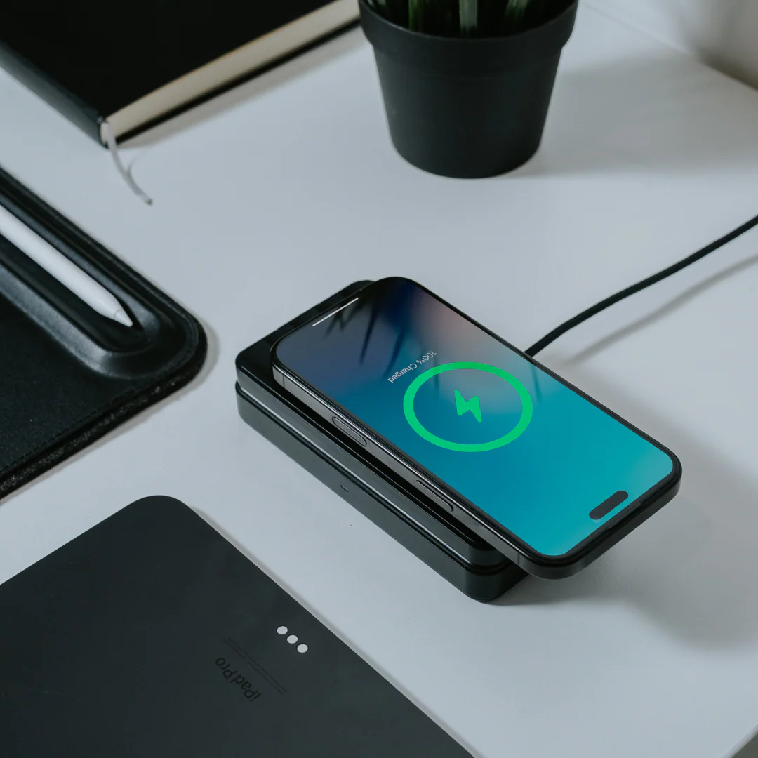 PowerBase 4 - 5 in 1 Charging Station - Image 8