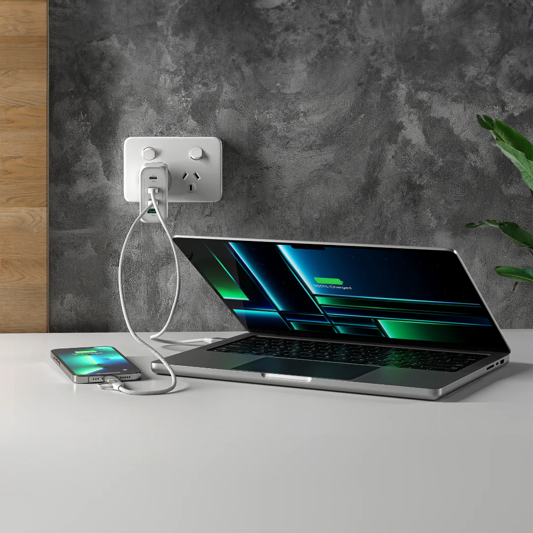 PowerOne - Universal Charging Kit - Image 4