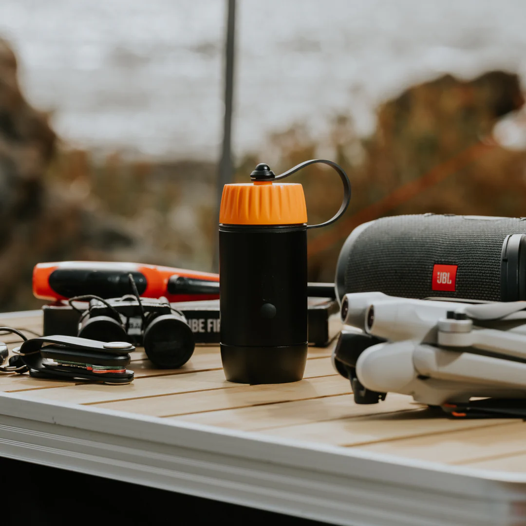 Waterproof Outdoor Power Bank - Image 9