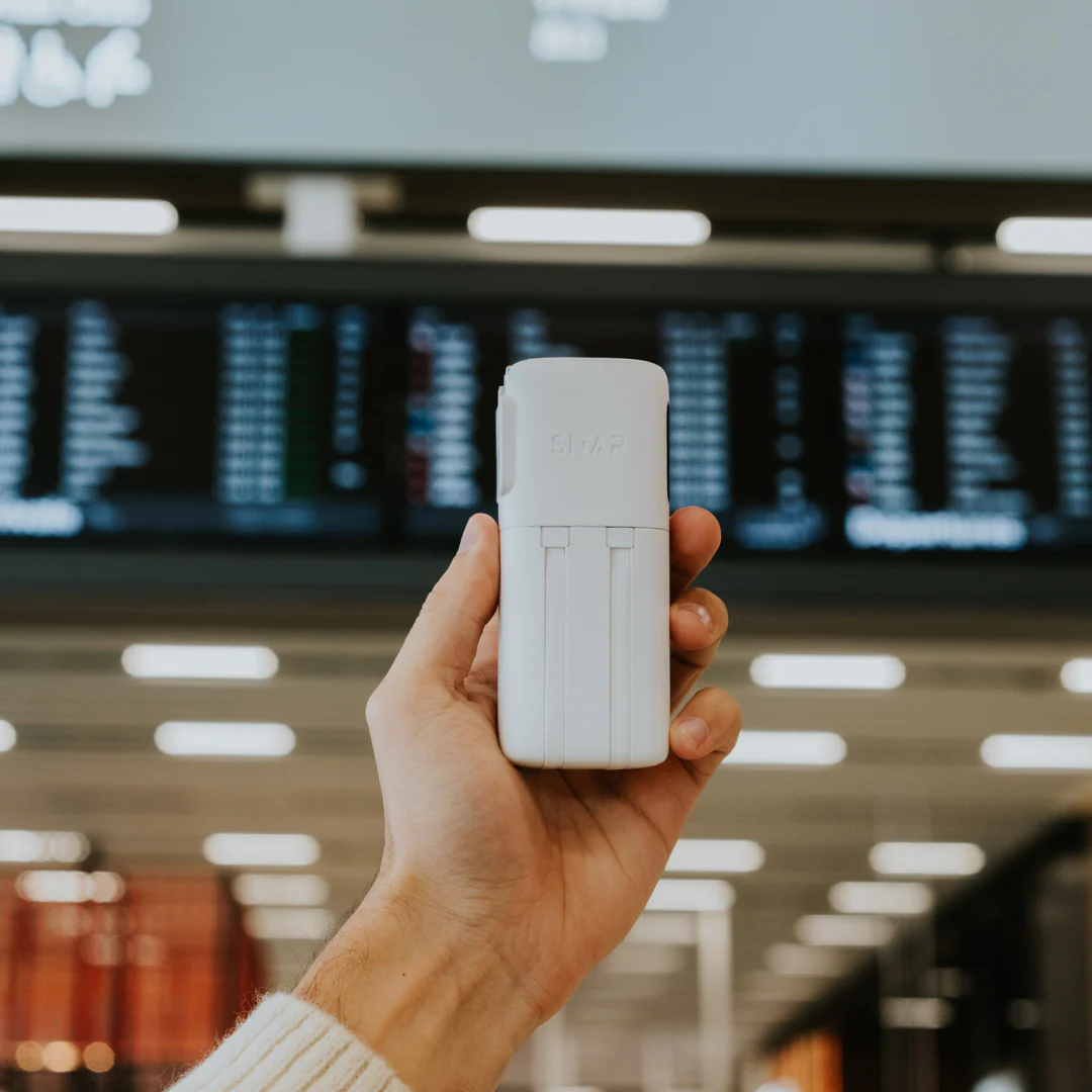 10,000mAh Slim Travel Power Bank - Image 4