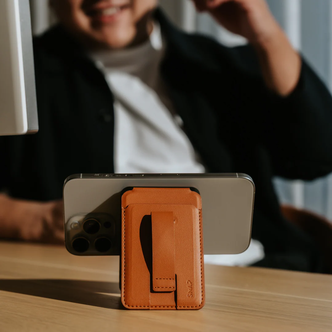 SnapWallet - 5 in 1 Wallet Power Bank - Image 10