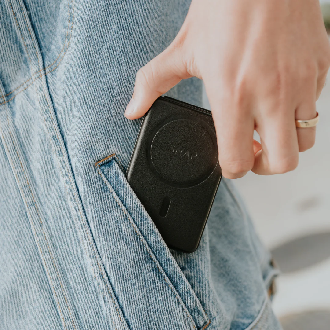 SnapWallet - 5 in 1 Wallet Power Bank - Image 14